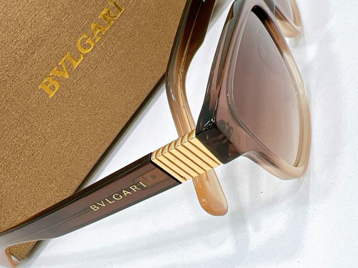 Picture of Bvlgari Sunglasses _SKUfw80536652fw